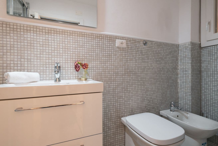 Bathroom 2, Charming Fossi, Florence