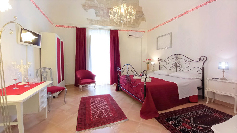 Bedroom 2, Palazzo Cutelli LGBTQ House, Palermo