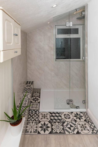 Bathroom, Arthouse Lovely Spacious 5 bed house, Nottingham