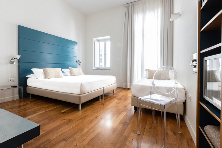Bedroom 4, Hotel Piazza Bellini & Apartments, Napoli