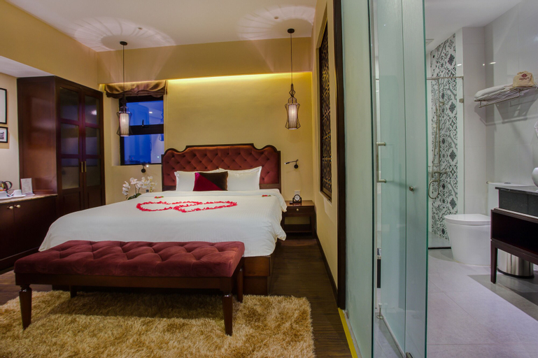 Bedroom 9
