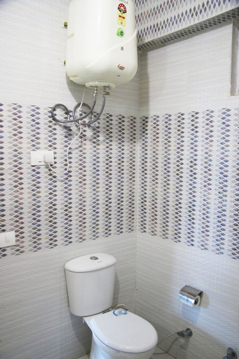 Bathroom 4, Utopia Resorts & Spa, Kullu