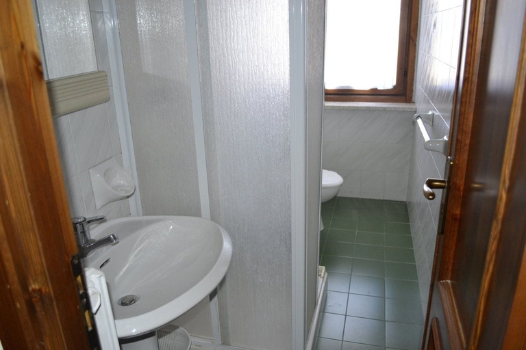 Bathroom 4, Piccolo Chalet, Torino