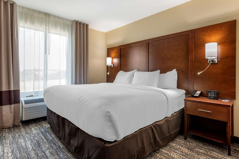 Bedroom 3, Comfort Suites Dry Ridge, Grant