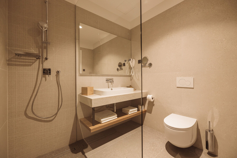 Bathroom 4, Hotel Grof, Vransko