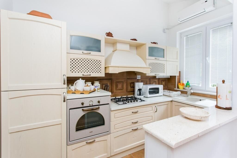 Others 5, Villa Marini Dvori, Dubrovnik