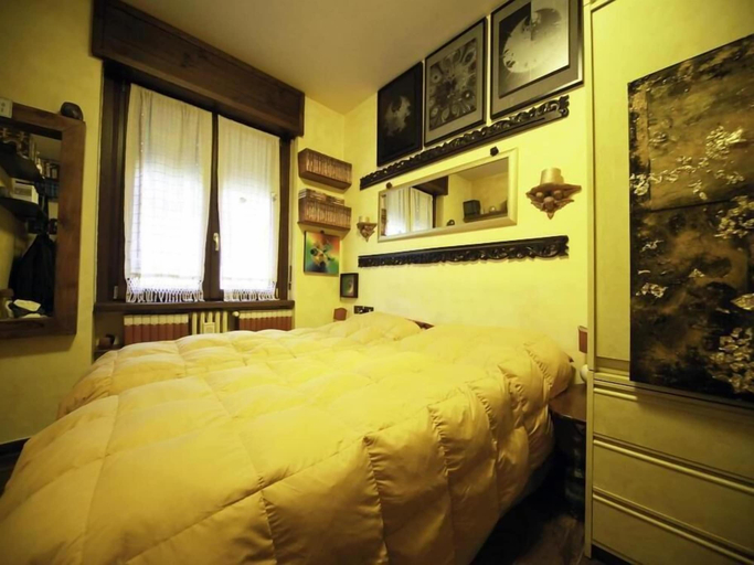 Bedroom 4, B&B A San Siro 75, Milano