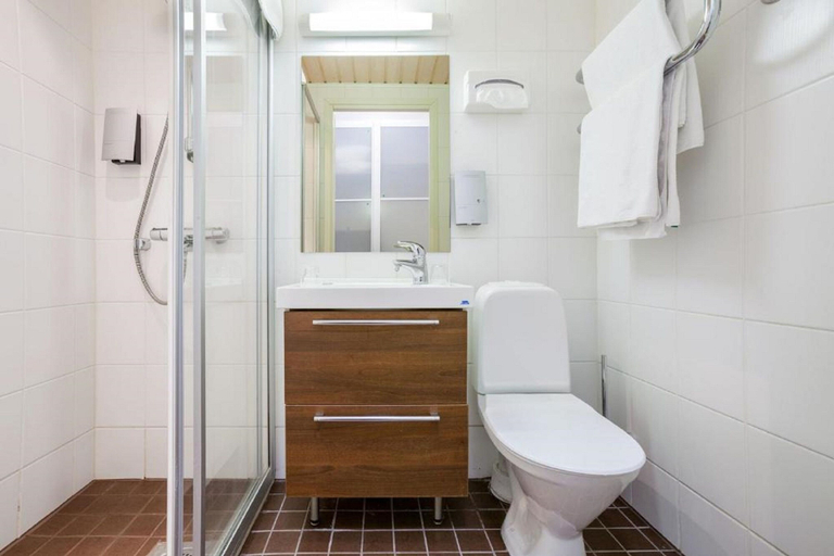 Bathroom 4, Pietarsaaren Kaupunginhotelli, Ostrobothnia