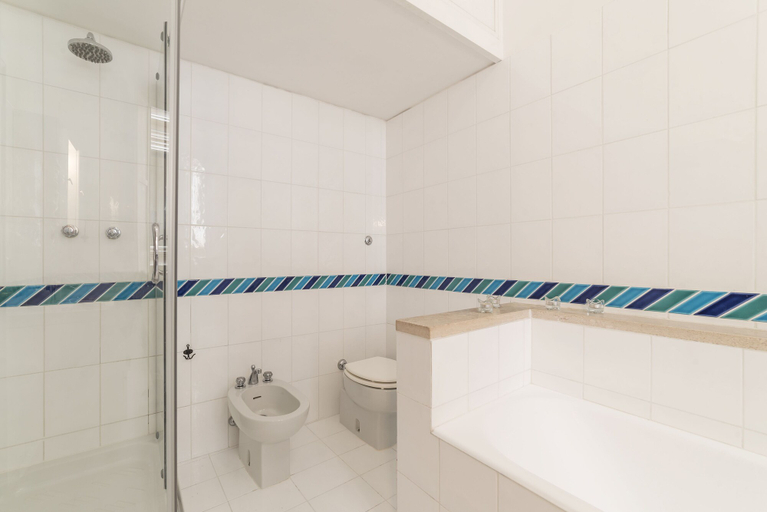 Bathroom 3, Pantheon Charming Apartment, Rome