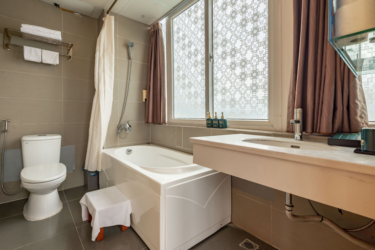 Bathroom 3, Golden Sunshine Villa Hotel and Travel, Hoàn Kiếm