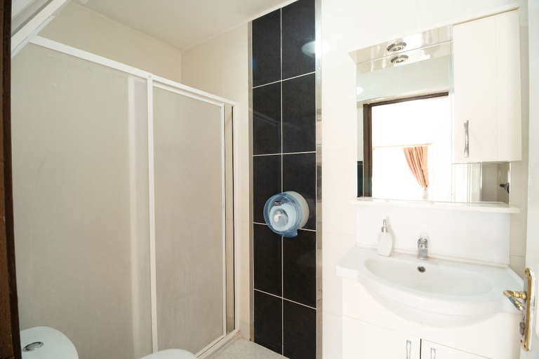 Bathroom 5, Foca Ensar Hotel, Foça