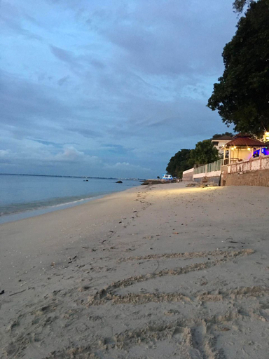 Others 4, Ardour Lodge B Wing, Penang Island