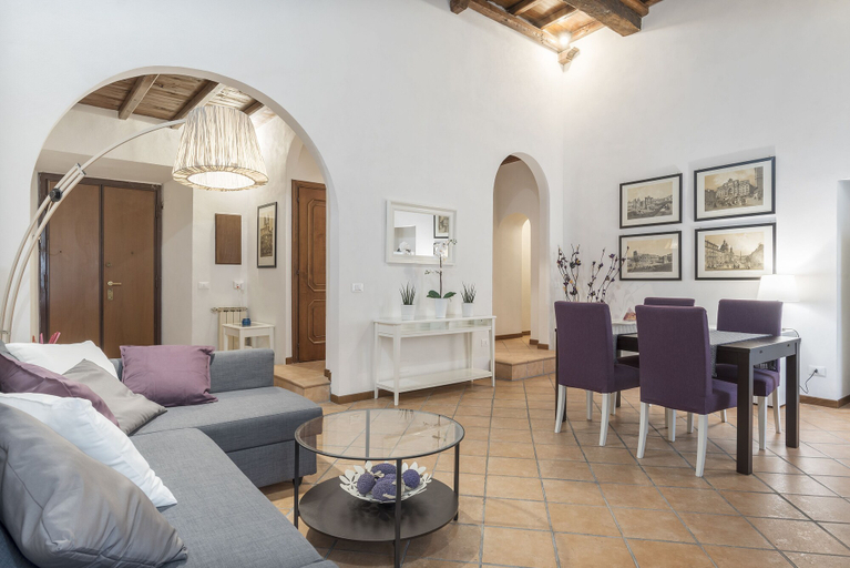 Others 4, Pantheon Charming Apartment, Rome