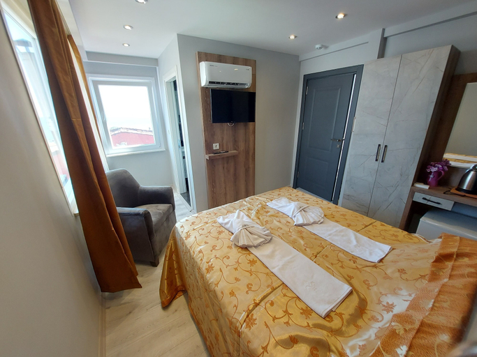 Bedroom 2, Peker Hotel, Fatih