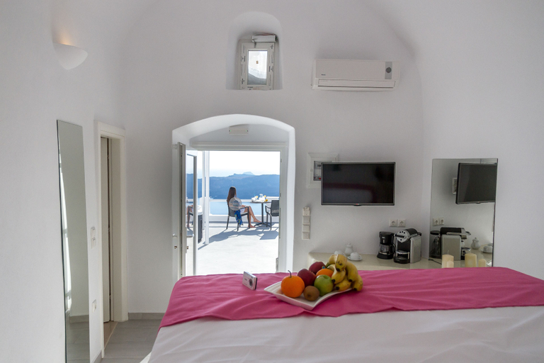 Bedroom 2, Asma Suites, South Aegean