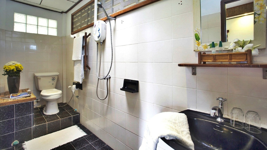 Bathroom 5, Nangyuan Island Dive Resort, Ko Phangan