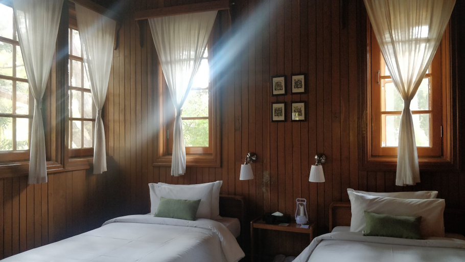 Bedroom 3, Hillock Villa, Taunggye