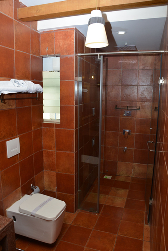 Bathroom 4, K Tree - A Boutique Hotel, Kolhapur
