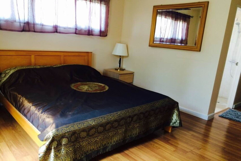 Bedroom 2, Bann Dao, Lam Luk Ka