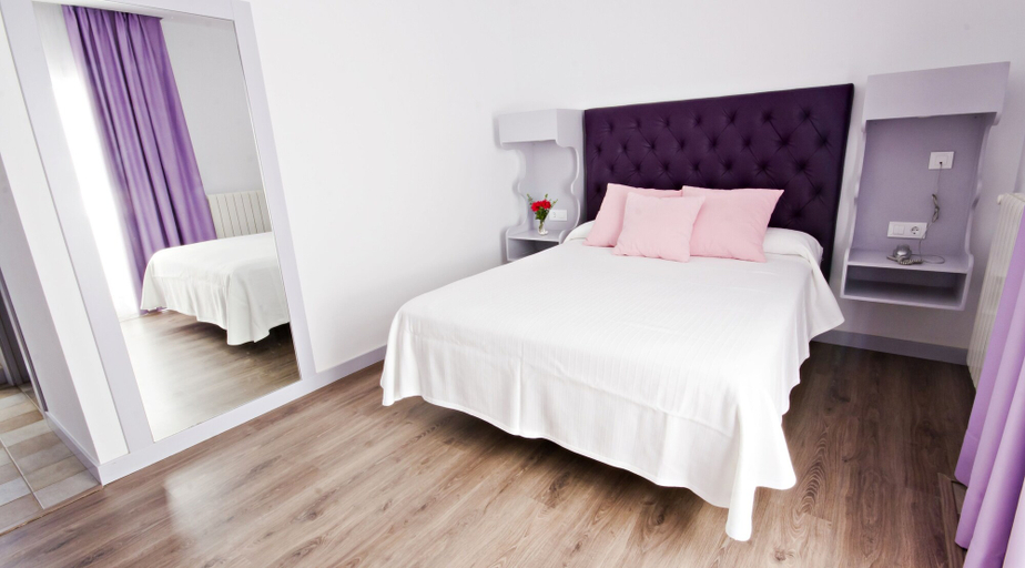 Bedroom 3, Hotel Campomar Playa, Cádiz