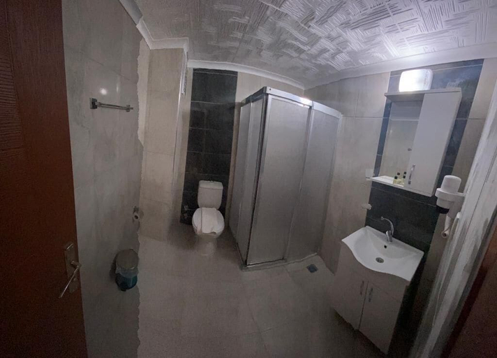 Bathroom 4, Yunus Hotel Oludeniz, Fethiye