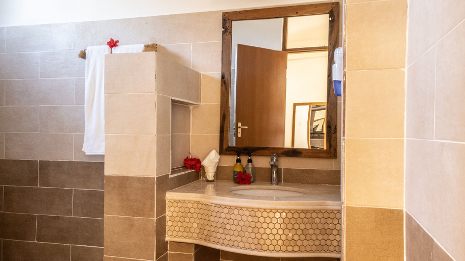 Bathroom 4, Nungwi Garden Boutique Hotel, Kaskazini 'A'
