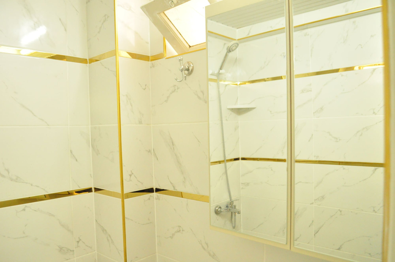 Bathroom 4, Kemer Suit, Kemer