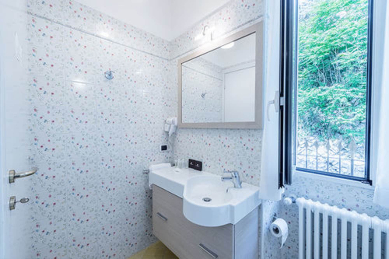 Bathroom 4, Hotel Villa Belvedere, Como