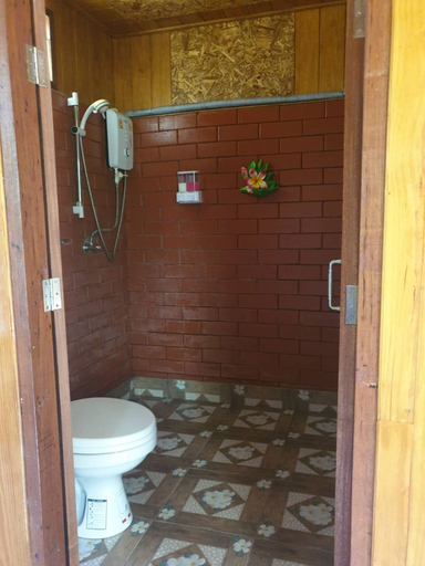 Bathroom 4, Baan Suan Hill Resort, Ban Ta Khun