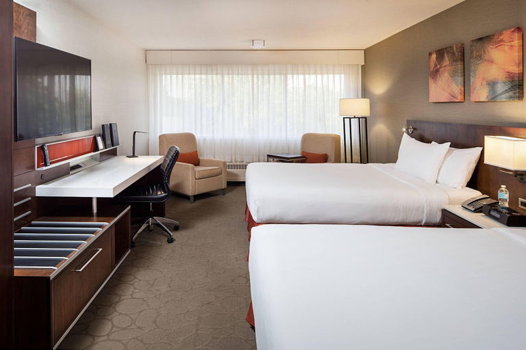 Bedroom 3, Delta Hotels By Marriott Calgary South, Division No. 6