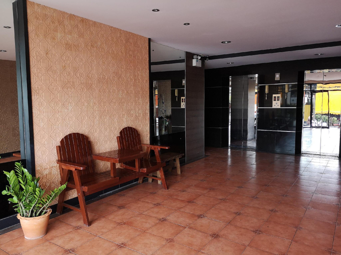 Others 4, At home place, Muang Pathum Thani