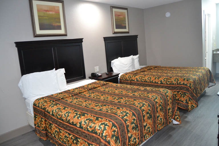 Bedroom 2, Deluxe INN, Irving