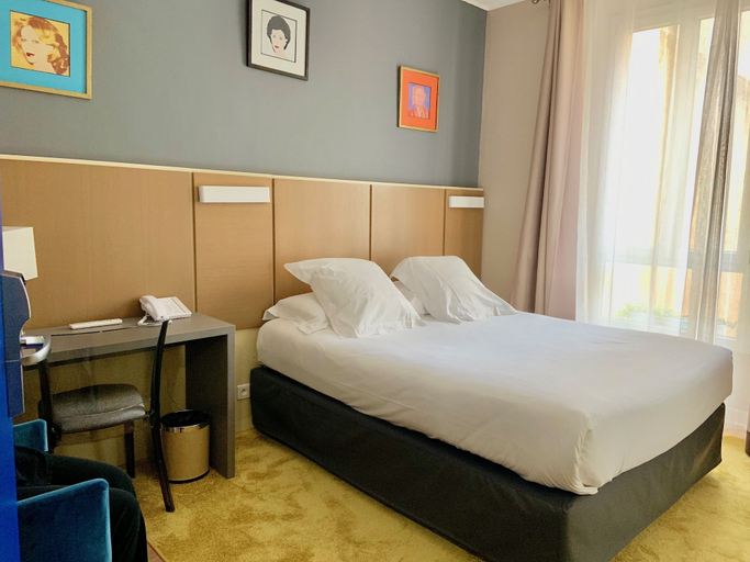 Bedroom 4, Hotel Amirauté, Alpes-Maritimes