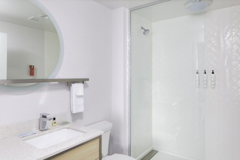Bathroom 5, TownePlace Suites by Marriott Dayton Wilmington, Clinton