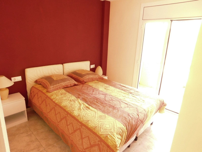 Bedroom 3, Apartamento Margarita - A197, Girona