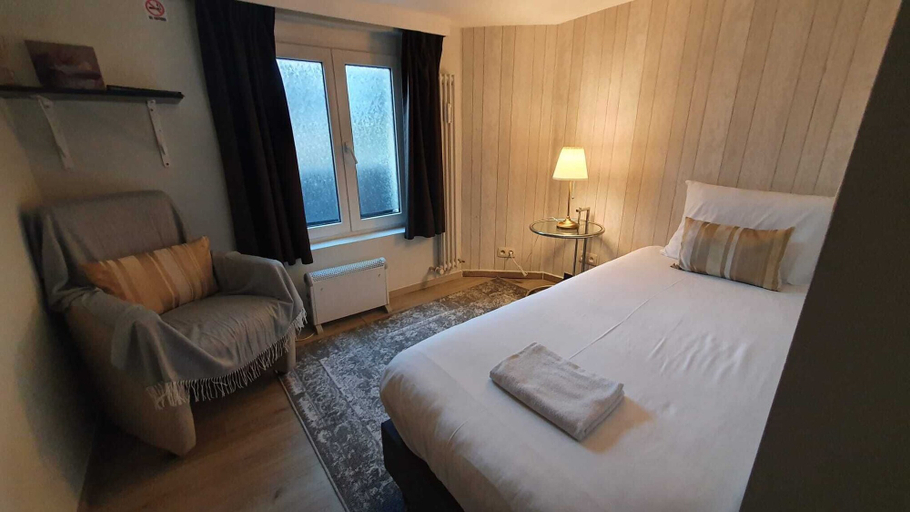 Bedroom 4, Residence Marie-Thérese, Bruxelles