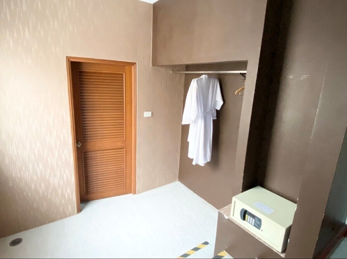 Bedroom 3, NT Place Sukhumvit Suites, Khlong Toey
