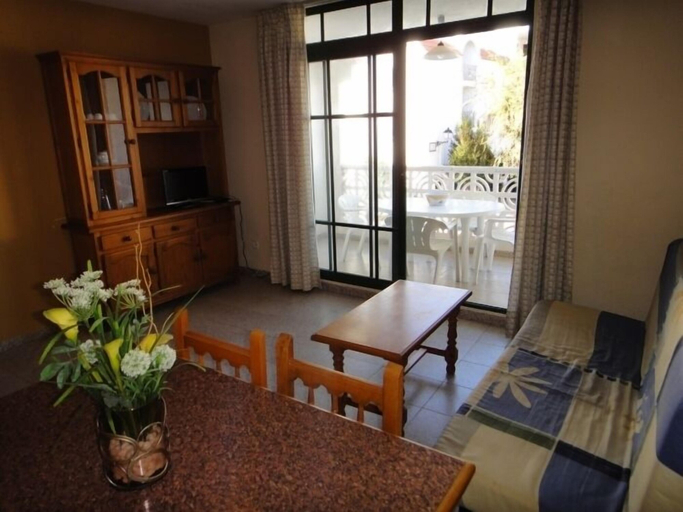 Others 5, Apartamentos Habitat-26, Castellón
