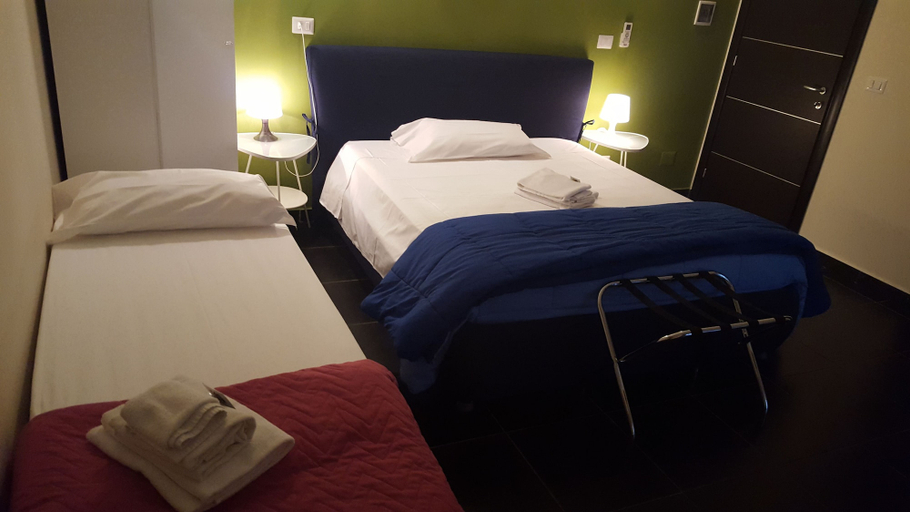 Bedroom 3, Ascot Hotel, Caserta