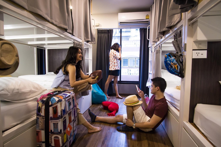 Bedroom 4, Click Hostel, Wattana