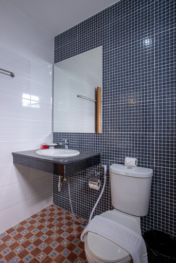 Bathroom 5, Huen Jao Ban Hotel, Muang Chiang Mai