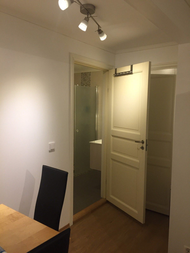Others 3, Nice basement apartment in central Oslo, Oslo