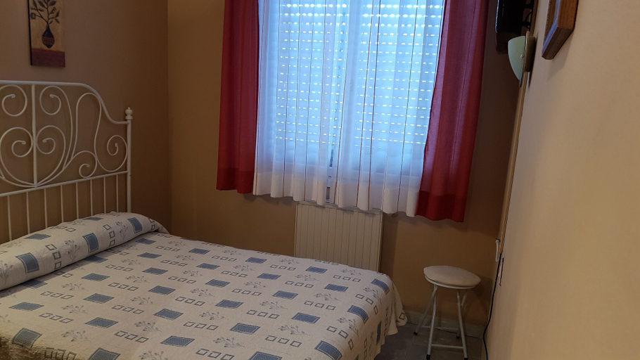 Bedroom 3, La Quinta, Asturias
