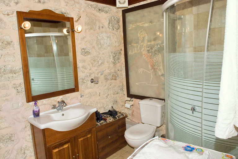 Bathroom 5, Villa Daskalogianni, Crete