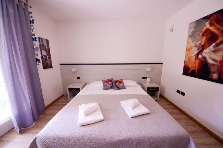 Others 4, Private Garden in Paradise, Trento