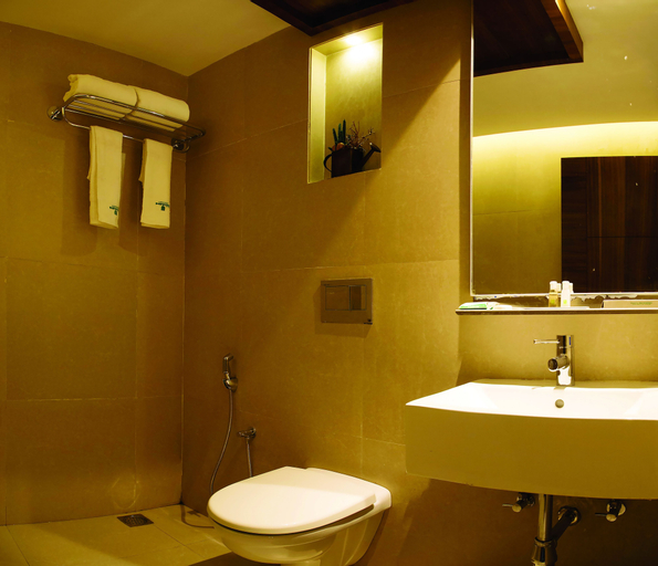 Bathroom 14