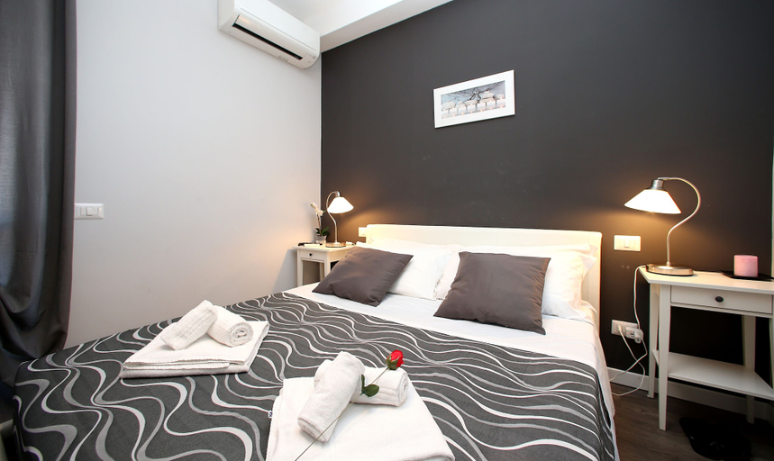 Bedroom 4, A 2 Passi dai Musei Guest House, Rome