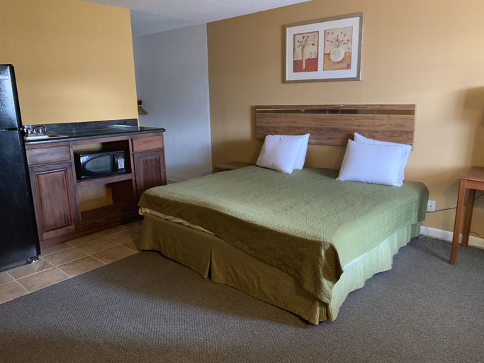 Bedroom 3, La Vista Inn, Curry