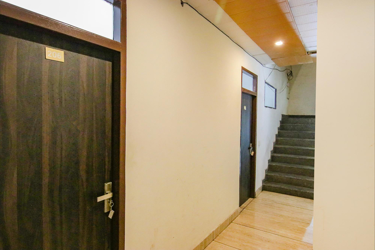 Public Area 2, Via GS, Sahibzada Ajit Singh Nagar