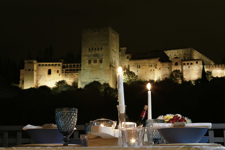 Exterior & Views 2, Alhambra Penthouse 2 Private Terraces Parking Free, Granada